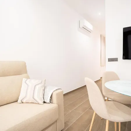 Flats-elegante, Junto Al Roig Arena 公寓
