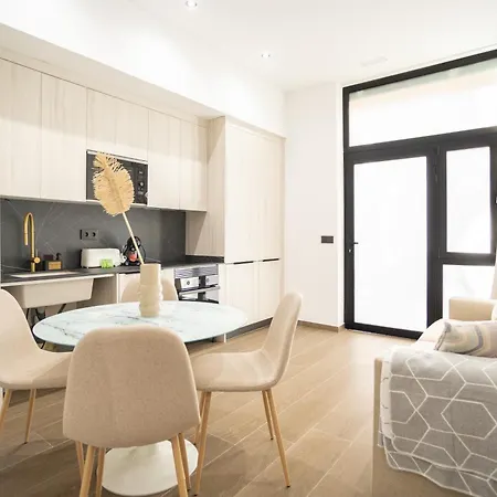 Flats-elegante, Junto Al Roig Arena Apartament *